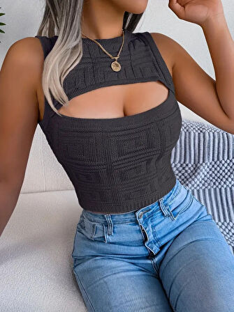Yonca Moda Evi Kadın Askılı Bisiklet Yaka Güpüs Dekolteli Triko Crop Bluz