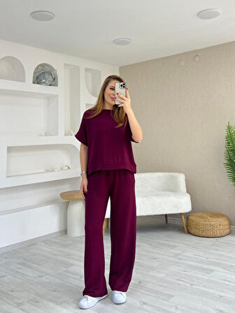 Yonca Moda Evi Kadın Modal Kumaş V Yaka Tişört Ve Bol Kesim Pantolon Ikili Takım