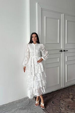 Yonca Moda Evi Beyaz Valonlu Şeritli Kat Kat Elbise