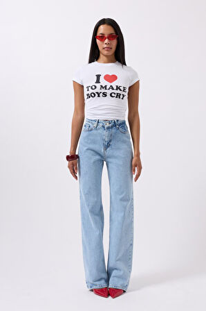 Yonca Moda Evi Nakış Detay Baskılı Crop T-Shirt