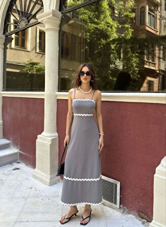 Yonca Moda Evi Askılı Uzun Şerit Detaylı Şık Ve Rahat Elbise - Gri