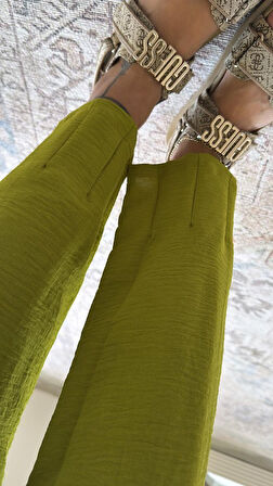Yonca Moda Evi Kadın Kısa Kollu Bluz Ve Bileği Pens Detay Pantolon Ikili Takım