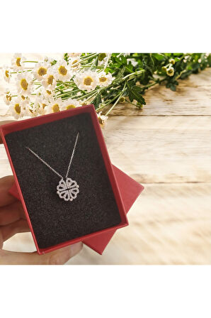 Modahilye 925 Ayar Gümüş Yonca Mıknatıslı Şans Kolyesi