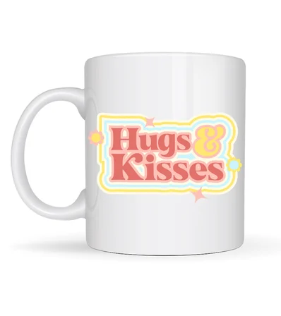 Model 30 – Hugs & Kisses Tasarımlı Porselen Kupa - Sevdiklerine Sıcacık Bir Mesaj