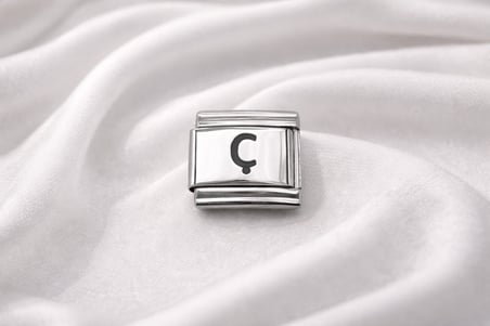 Ç Harfi Charm – Çelik Harfli Bileklik Aksesuarı , Kişiye Özel Modüler Takı