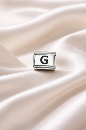 G Harf Charm , Çelik Bileklik Aksesuarı , Kişiye Özel Harf Modülü , Şık & Minimal Tasarım
