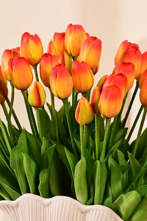 Turuncu Yapay Tulipa Lale Çiçeği Buketi 5 Dallı Premium Canlı Islak Dokulu 43 cm