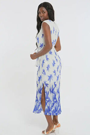 Belden Kuşaklı Beyaz Mavi Renk Kadın Maxi Elbise