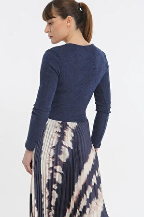 Üstü Triko Altı Desenli Kadın Saten Elbise