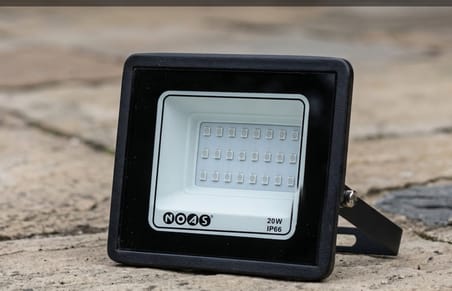 Eco Lounge NOAS YL70 1026 Ultra Slim Led Projektör 20W Amber Işık