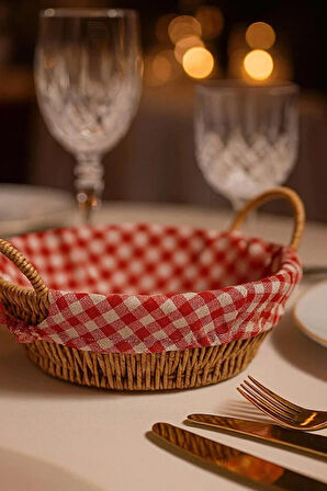Yuvarlak Hasır Ekmek Sepeti – Kırmızı Beyaz Kareli Kumaşlı Kahvaltı ve Sunum Sepeti