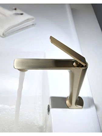 Lüks Tasarım Lavabo Bataryası Mat Gold