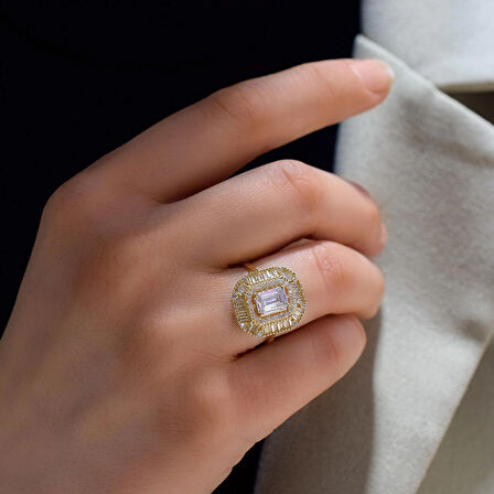 Baget Tektaş Altın Yüzük