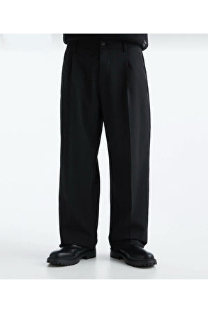 Basic Geniş Kalıp Kumaş Pantolon