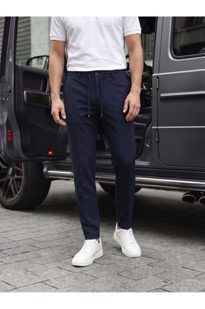 Beli Lastikli Rahat Slim Fit Jogger Pantolon