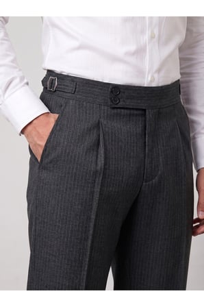 Yeni Sezon Pileli Old Money Kumaş Pantolon