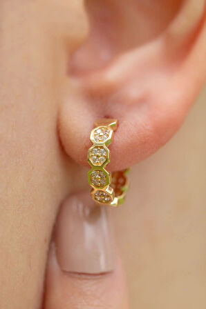 Taşlı Halka Altın Küpe