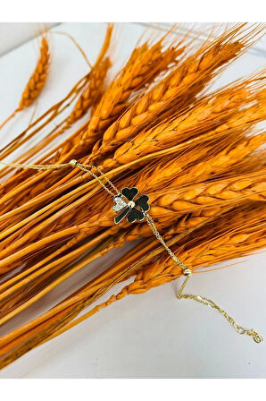 Yonca Dorikalı Altın Bileklik