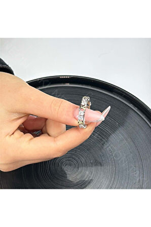 Xo Figürlü, Zirkon Taşlı Yüzük 18, Gümüş Renk, 18 Numara