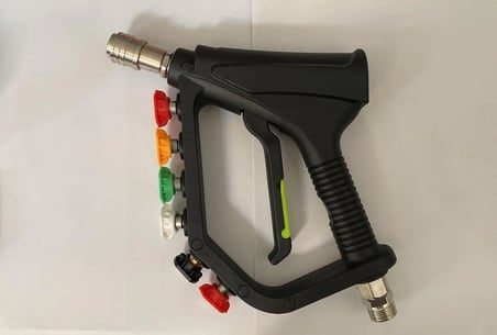 okaoda Z1, SN003/SN005 modelleriyle uyumludur. Altı renkli nozullu ve kendiliğinden kilitlenen başlıklı, profesyonel yüksek