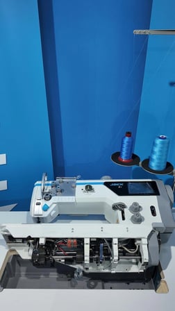 JACK Z7 3'LÜ TANSPORT SİSTEMLİ EKSTRA KALIN İŞ FULL OTOMATİK YAPAY ZEKALI DİKİŞ MAKİNASI (12MM, AYAK SENSÖRLÜ)