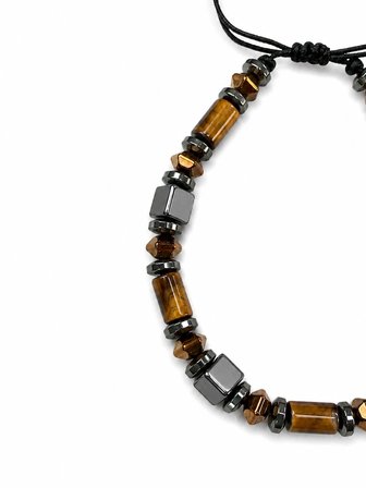 Alnis Atelier Kaplan Gözü Doğal Taş Erkek Bileklik – Hematit Detaylı Ayarlanabilir Makrome Bileklik