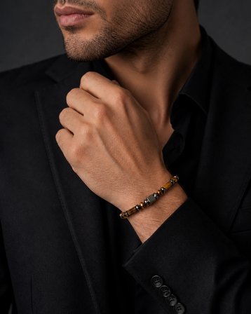 Alnis Atelier Kaplan Gözü Doğal Taş Erkek Bileklik – Hematit Detaylı Ayarlanabilir Makrome Bileklik