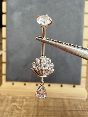 %100 316 L Cerrahi Çelik Deniz Kabuğu Damla Sallantı Zirkon 10x1,6mm Altın Göbek Piercing