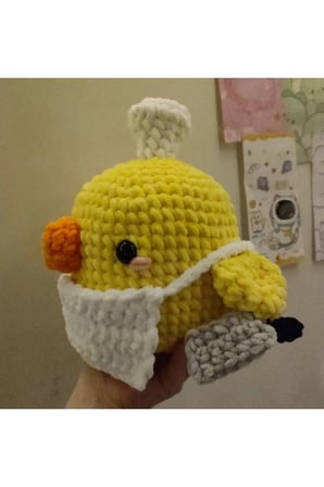 El Yapımı Tek Parça Tığ İşi Peluş: Aşçı Civciv Amigurumi