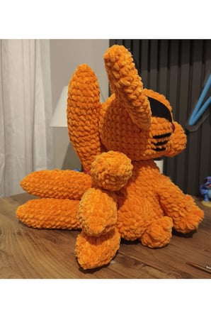 El Yapımı Tek Parça Tığ İşi Peluş: Kurama Amigurumi