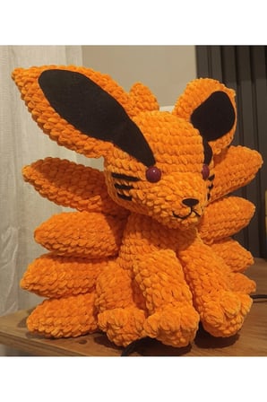 El Yapımı Tek Parça Tığ İşi Peluş: Kurama Amigurumi