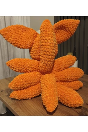 El Yapımı Tek Parça Tığ İşi Peluş: Kurama Amigurumi