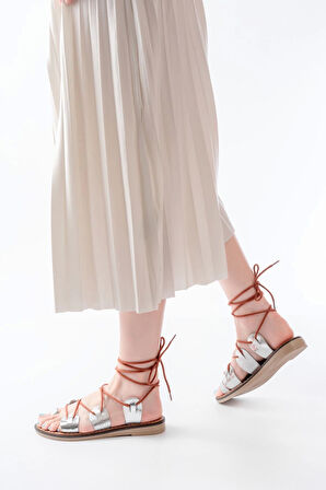 205-01 Gümüş Bilekten Bağlamalı Ortopedik Hakiki Deri Kadın Sandalet