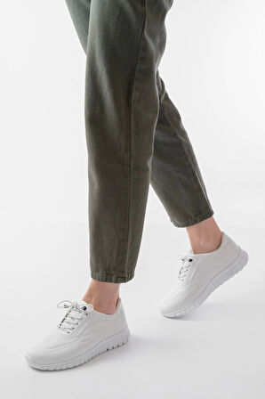 K-504 Beyaz Bağcıklı Desenli Günlük Spor Ayakkabı