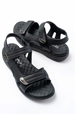 Dm-363  Siyah Baret Cırtlı Dikişli Günlük Kadın Sandalet