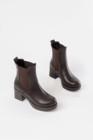 5109-3056 Kahverengi Lastikli Kalın Topuklu Günlük Kadın Bot