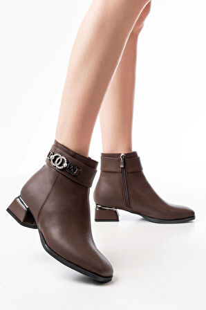Rm-502 Kahverengi Toka Aksesuarlı Topuklu Fermuarlı Günlük Kadın Bot