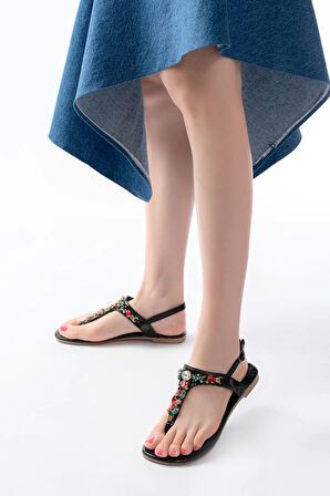 152-1110 Siyah Multi Cam Kırığı Taşlı Parmak Arası Kadın Sandalet