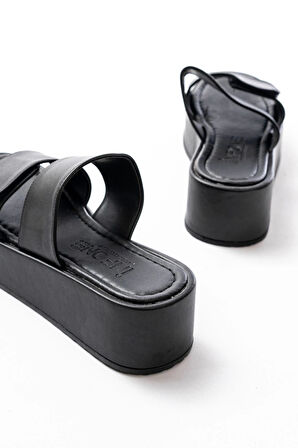 861-1034 Siyah Çıtçıtlı Dolgu Topuk Kadın Terlik