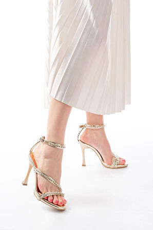 A-20 Gold Taşlı Vivet Platformlu Topuklu Kadın Ayakkabı