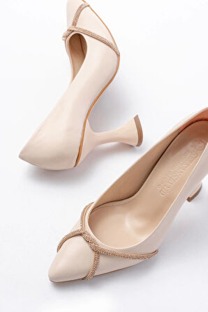 K-10 Bej Günlük Sarmal Taşlı Topuklu Kadın Ayakkabı