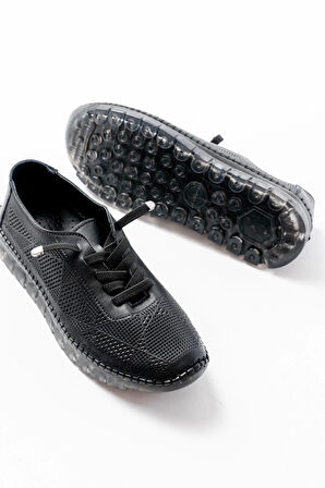 S-365  Siyah Desenli Hakiki Deri Şeffaf Taban Kadın Spor Ayakkabı