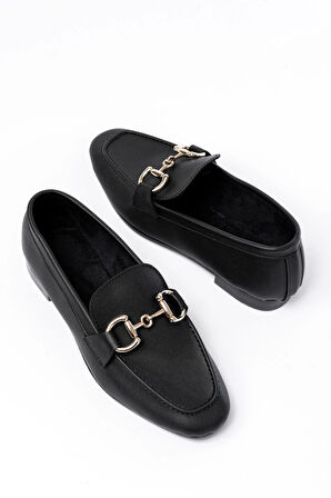 303 Siyah Toka Aksesuarlı Günlük Kadın Babet