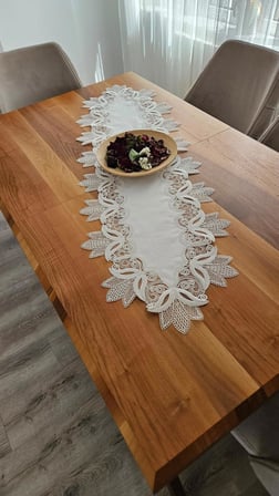 Lale Fransız Dantelli Keten Gardeya Lüx Runner
