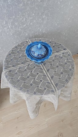 Tül Güpürlü Fiskos Masa Örtüsü