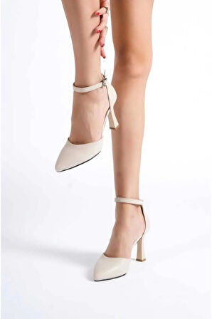 Kadın Bej Yüksek Stiletto İnce Topuklu Ayakkabı