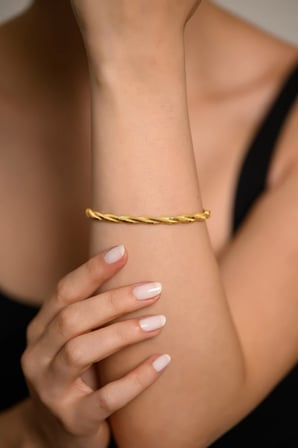 14 Ayar Altın Burgu Kelepçe