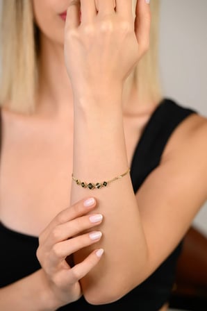 Flora Sıralı Yonca 14 Ayar Altın Bileklik