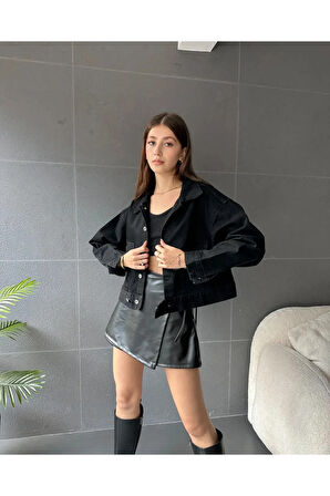 ÇİFT CEPLİ BELİNDE DÜĞME DETAYLI KOT CEKET