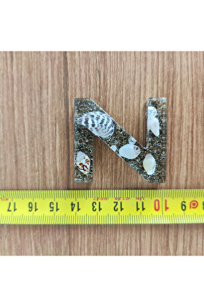 "Z" HARFİ - Kıyı Esintisi Harf Anahtarlık (A–Z) – Gerçek Deniz Kabuğu, Kum ve Şeffaf Epoksi– El Yap